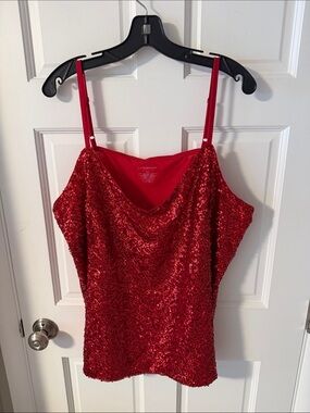 Lane Bryant Red Sequin Cami Tank Top
Plus Size Festive Christmas 26/28